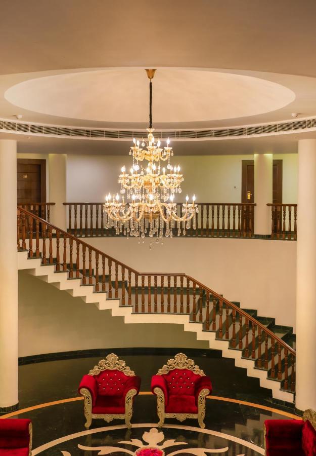 Spectrum Resort, Spa & Residences Udajpur Exteriér fotografie