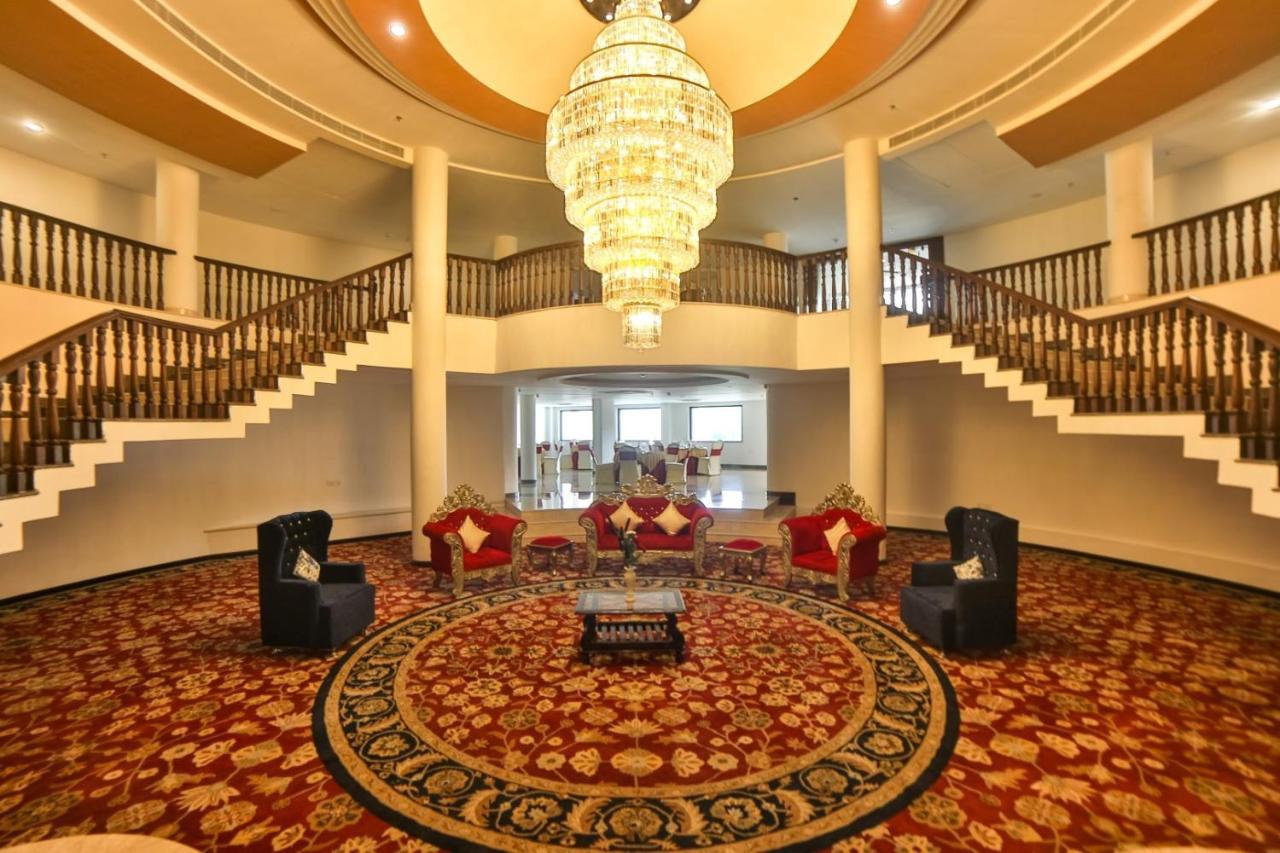 Spectrum Resort, Spa & Residences Udajpur Exteriér fotografie